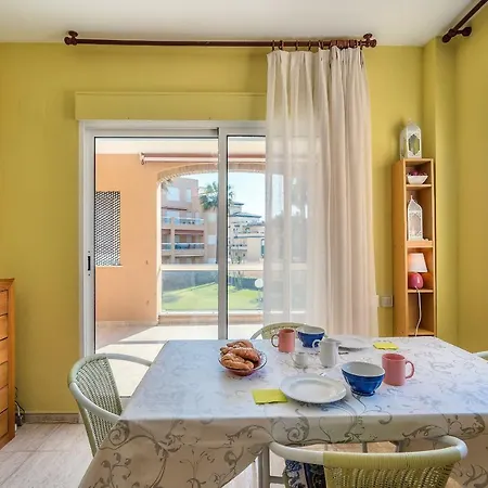 Estanyo Apartment